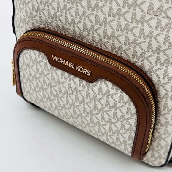 Michael Kors Medium Jaycee Zip Packet Backpack & Trifold Wallet Vanilla/Brown - Picture 10 of 16